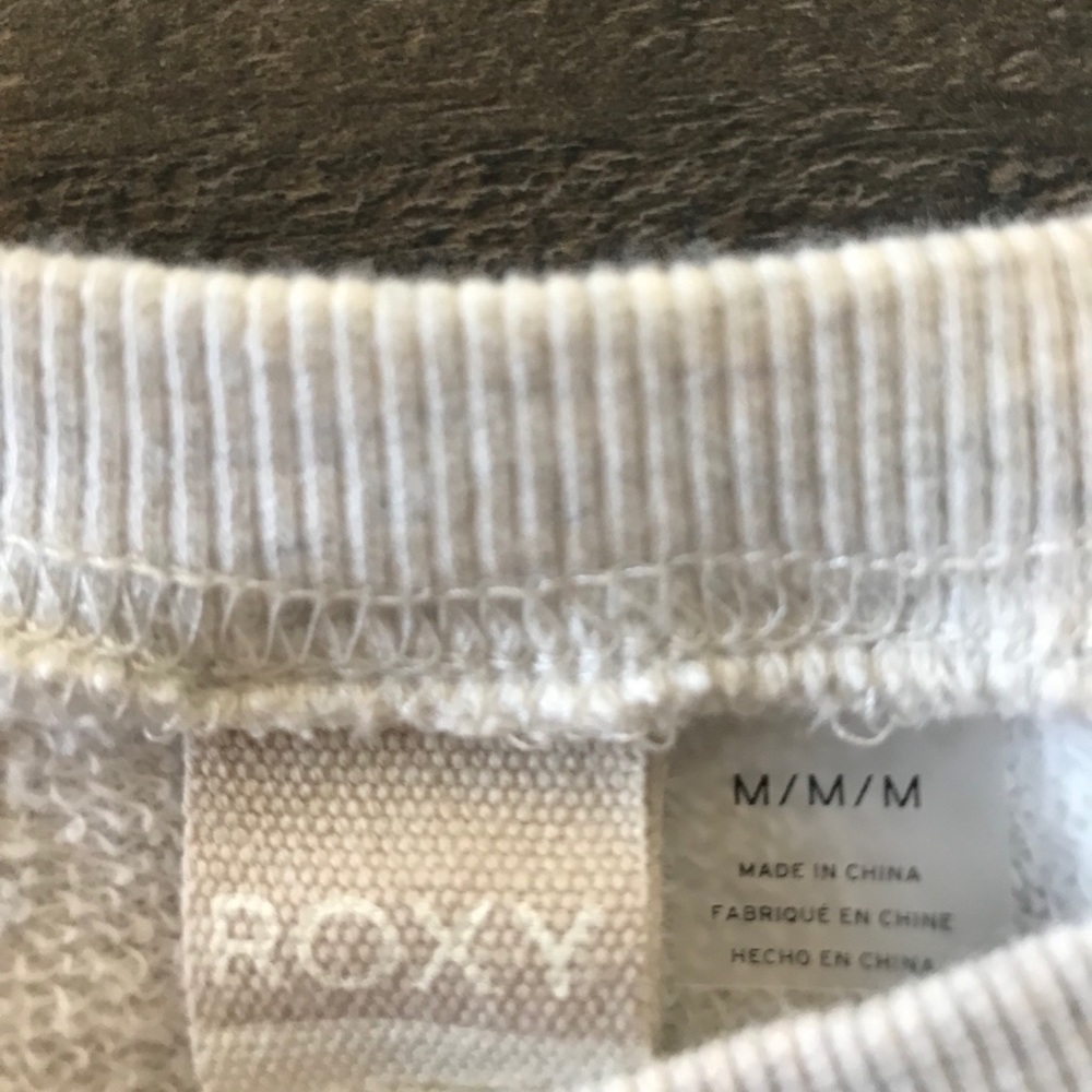 ROXY Sweater - Picture 3 of 3